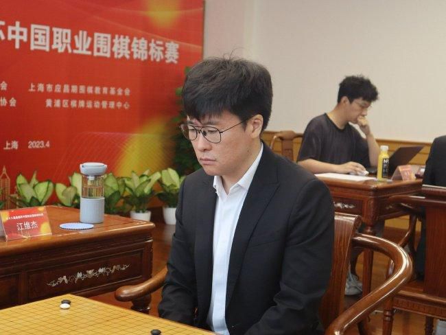 踏上通往地狱的列车
