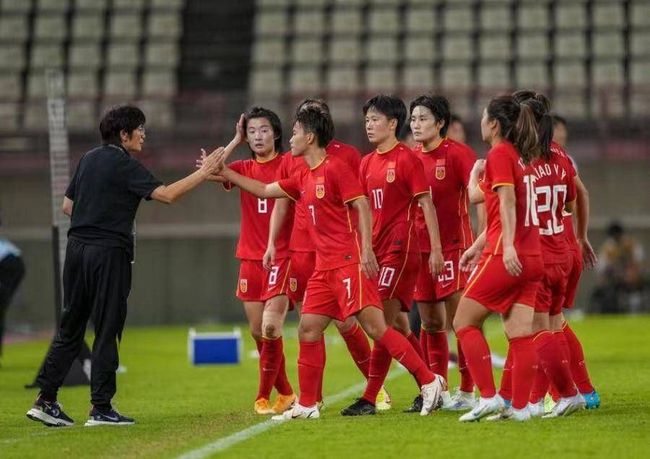 操女生在线观看