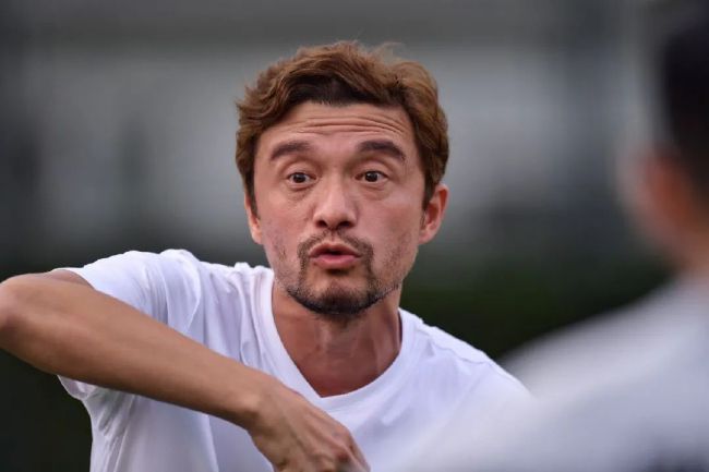 在床上判若两人的妻子