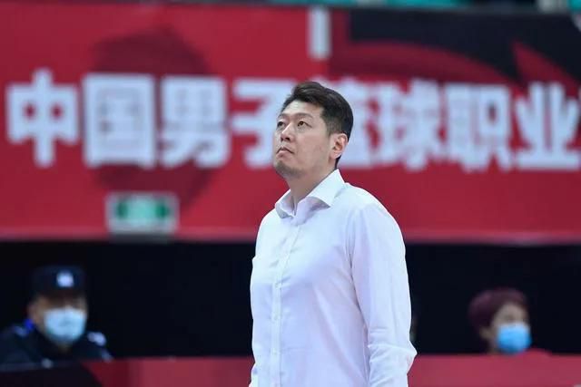 久久久久三级